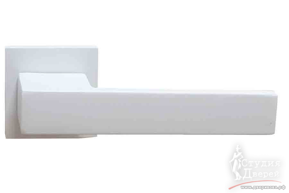 Ручка FERETTA на квадратной розетке 8 серия F 821 WHITE белая